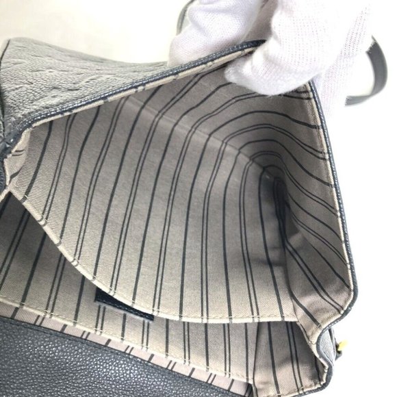 LOUIS VUITTON MonogramEmpreinte Pochette MetisMM Crossbody Hand Shoulder Bag - Picture 14 of 16